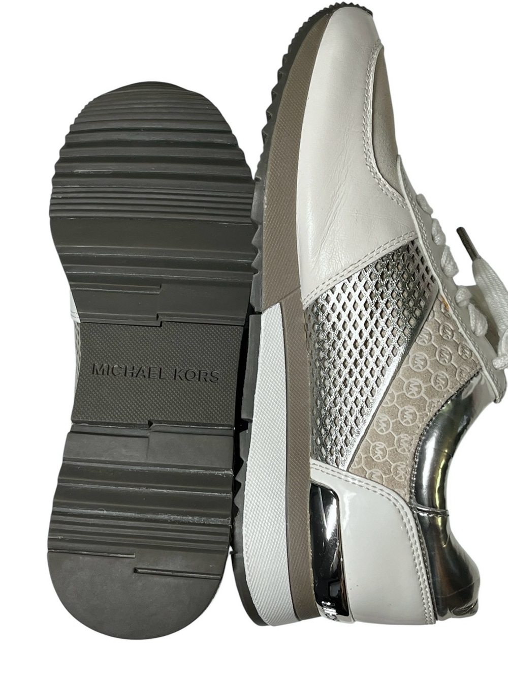 NWOT MICHAEL KORS Allie Trainer Sneakers White Silver Suede Leather Upper 6.5 - Picture 6 of 14